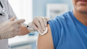 ما لا يخبرك به جدول التطعيمات التقليدي - نبض الصحة